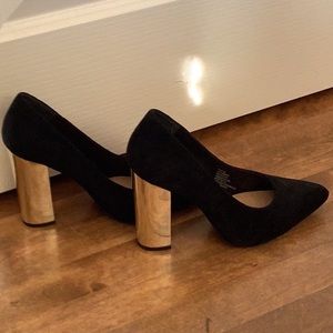 Just fab black shoes with gold heels